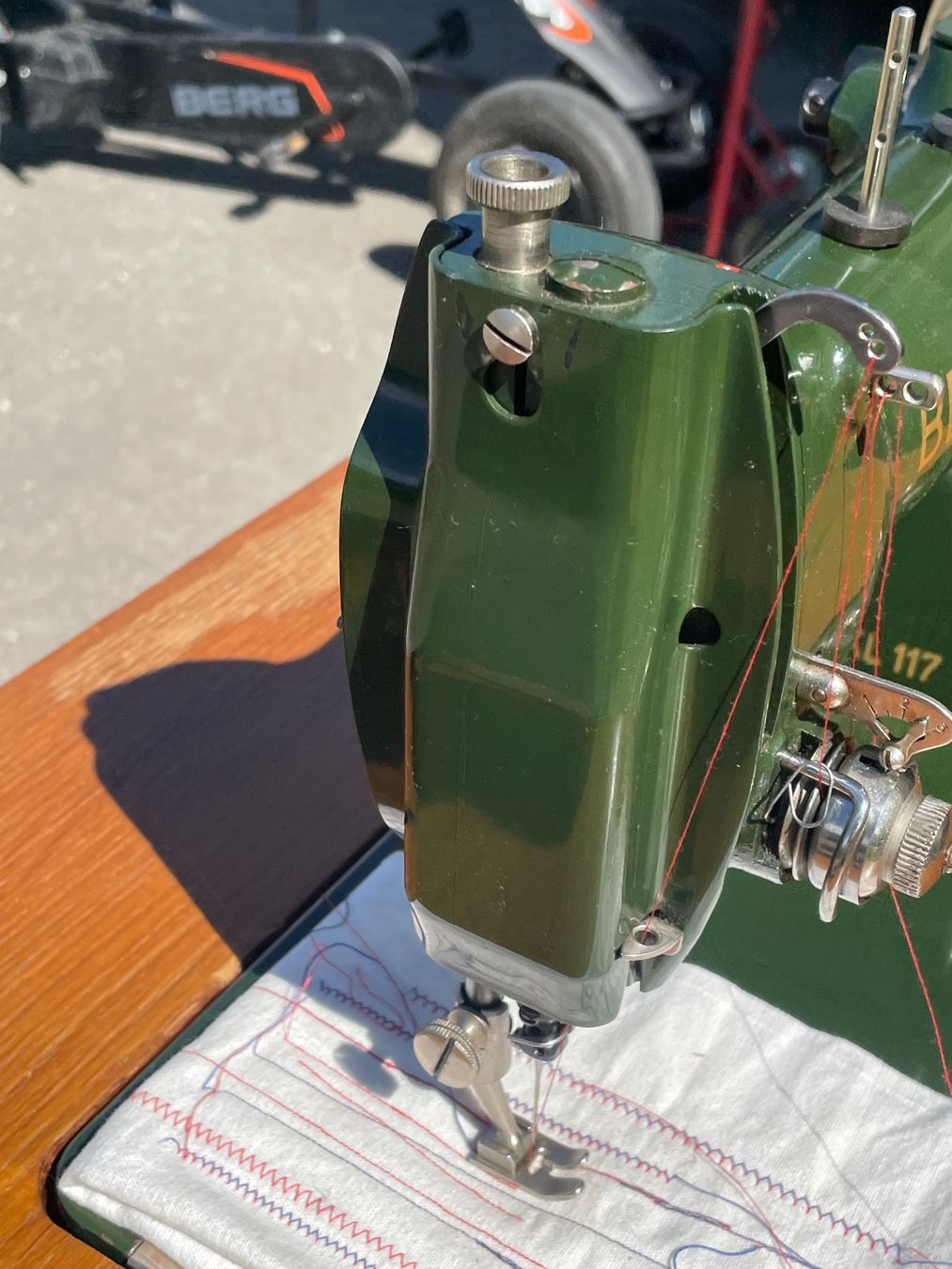 Bernina Nähmaschinen: Nähmaschine Bernina KL117 – Gebraucht aus Rupperswil von Sunnyhill 2