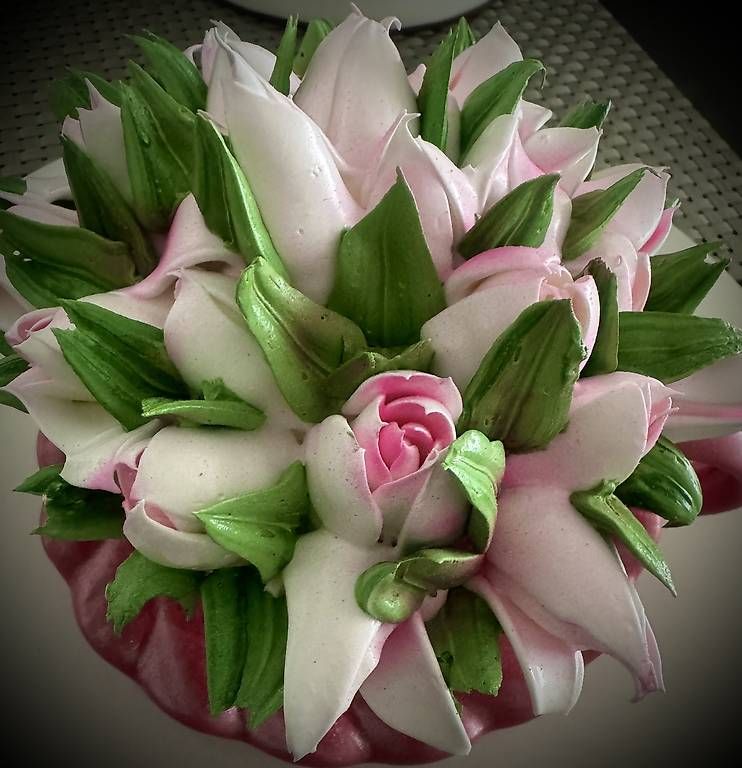 Tutte le decorazioni: Geschenk, Blumen, Geburtstag, Schokolade, Marshmallow  – Usato da Frauenfeld venduto da olg_8qzw 1