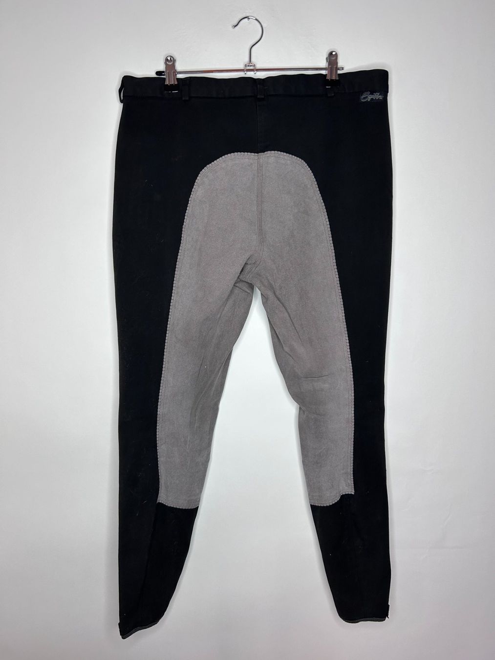 Pantalons: Equilibre Reithose – D'occasion à St. Gallen par look-twice 1