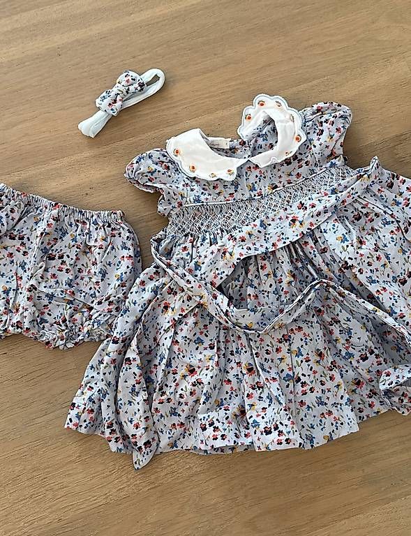 Ensembles coordonnés: Mädchen Kleiderset Sommer 1-3Monate – D'occasion à Zürich par PetraJe 3