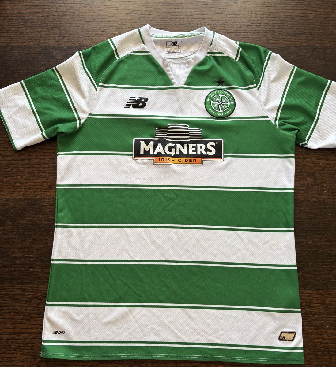 New Balance Leibchen & Hosen: Original Fussballtrikot Celtic Glasgow – Gebraucht aus Gebenstorf von Jennmar84