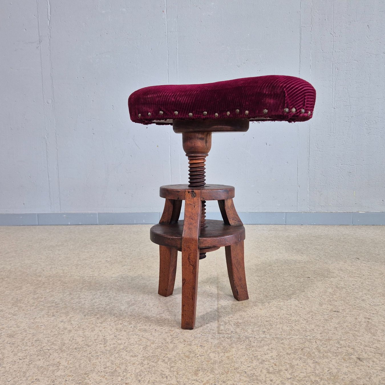 Sgabelli: Antik Piano Stool Klavierhocker Sattelhocker Hocker – Usato da Nottwil venduto da Wondewa-Shop 4