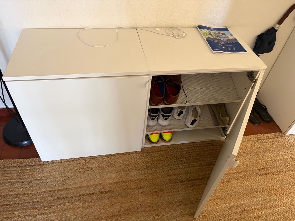 Cassapanche: White shoe cabinet, 2 doors, IKEA – Usato da Basel venduto da nik_78fb