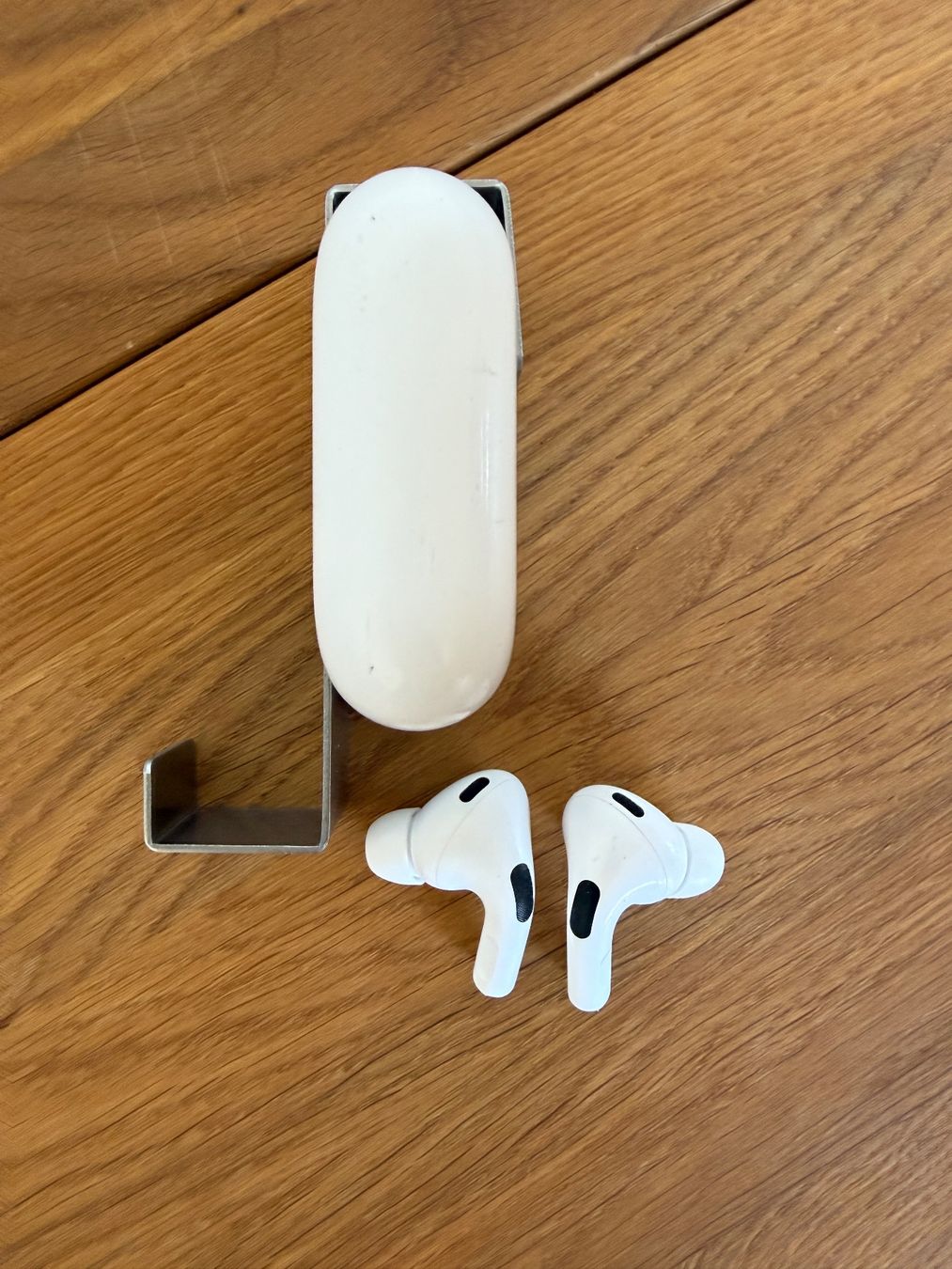Apple Cuffie: APPLE AirPods Pro 2 – Usato da Lausanne venduto da Nine1982 5