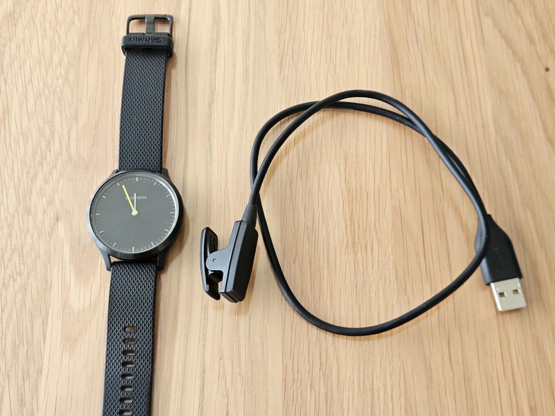 Garmin Smartwatch: Vivomove HR – Gebraucht aus Rorschacherberg von easiracer 4