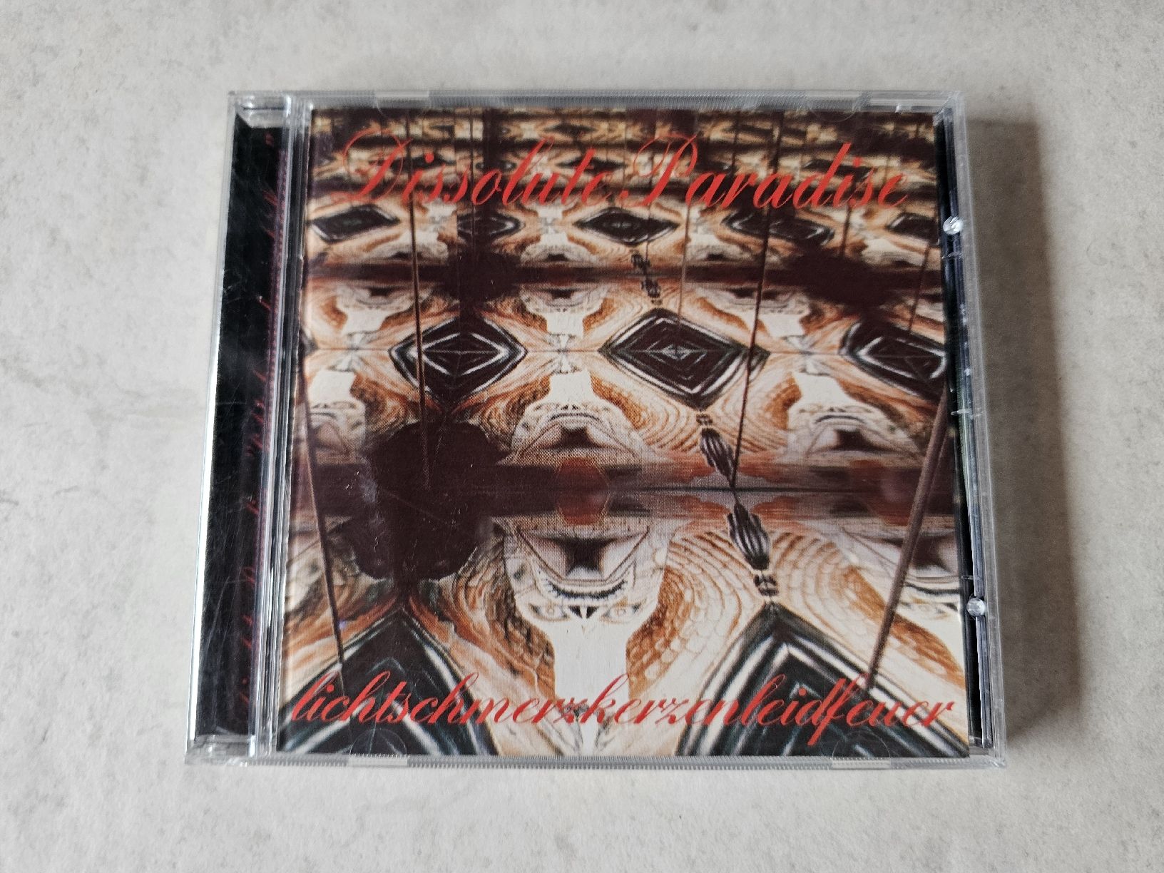 CD: Dissolute Paradise  -  Lichtschmerzkerzenleidfeuer – Usato da Schneisingen venduto da backstore24