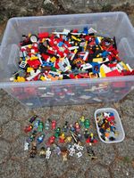 9 kg Lego gemischt mit vielen Ninjago Figuren und Teilen