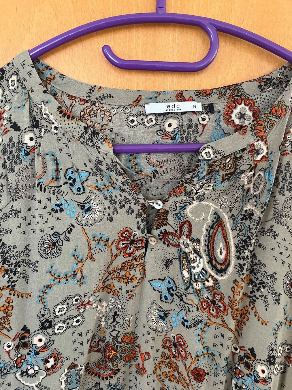 Esprit Chemisiers: Schicke Damen Bluse von EDC, Grösse M – D'occasion à Kreuzlingen par zwergli05 2