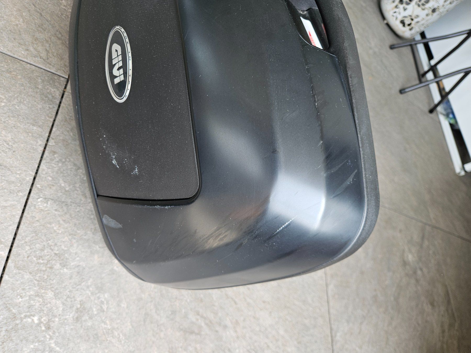 Givi Topcase: GIVI Reisekoffer-System – Usato da Alberswil venduto da Ramshead 5