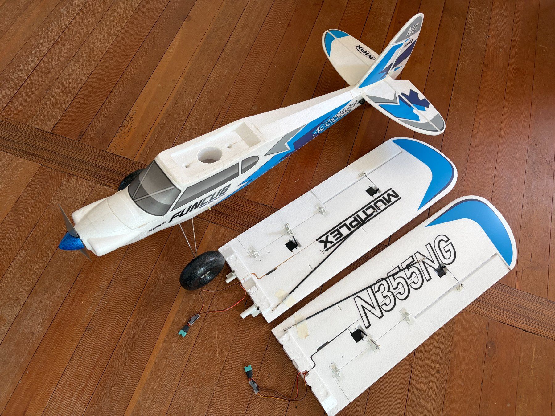 Multiplex RC Kits de montage: RC-Flugzeug Multiplex FunCub NG - Guter Zustand – D'occasion à Buchs AG par piegu 4