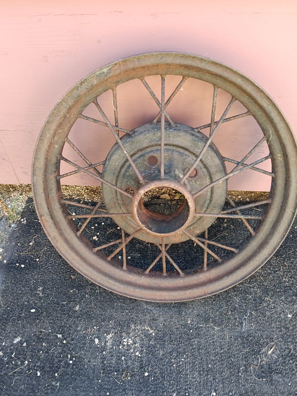 Cerchioni: Roue de voiture vintage  – Usato da Cheiry venduto da arm61