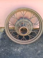 Roue de voiture vintage 