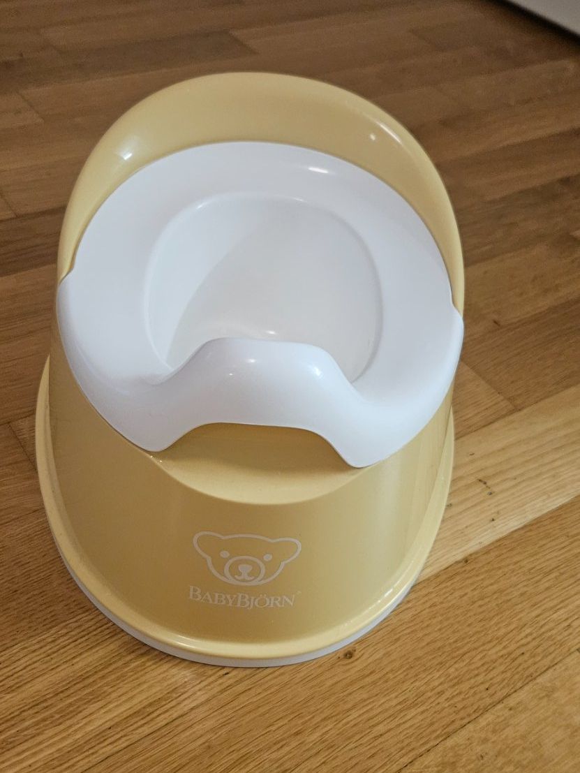 Babybjörn WC: BabyBjörn Topf Clever – Usato da Dübendorf venduto da kavallola