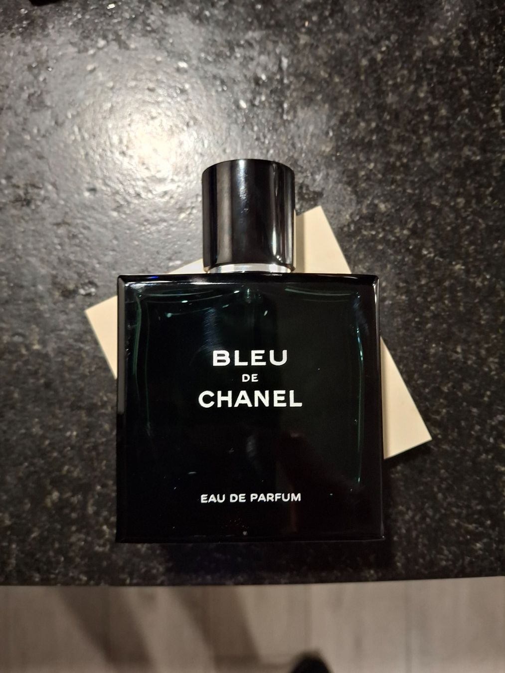 Chanel Profumi & Eau de Toilette: Bleu de Chanel Eau de Parfum 50ml – Usato da Villars-sur-Glâne venduto da SwissTrendyStore