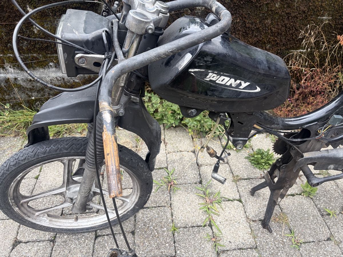 Cilo Mofa-Ersatzteile: Mofa Cilo 521 Rahmen – Defekt aus Latterbach von Bbutz98 1