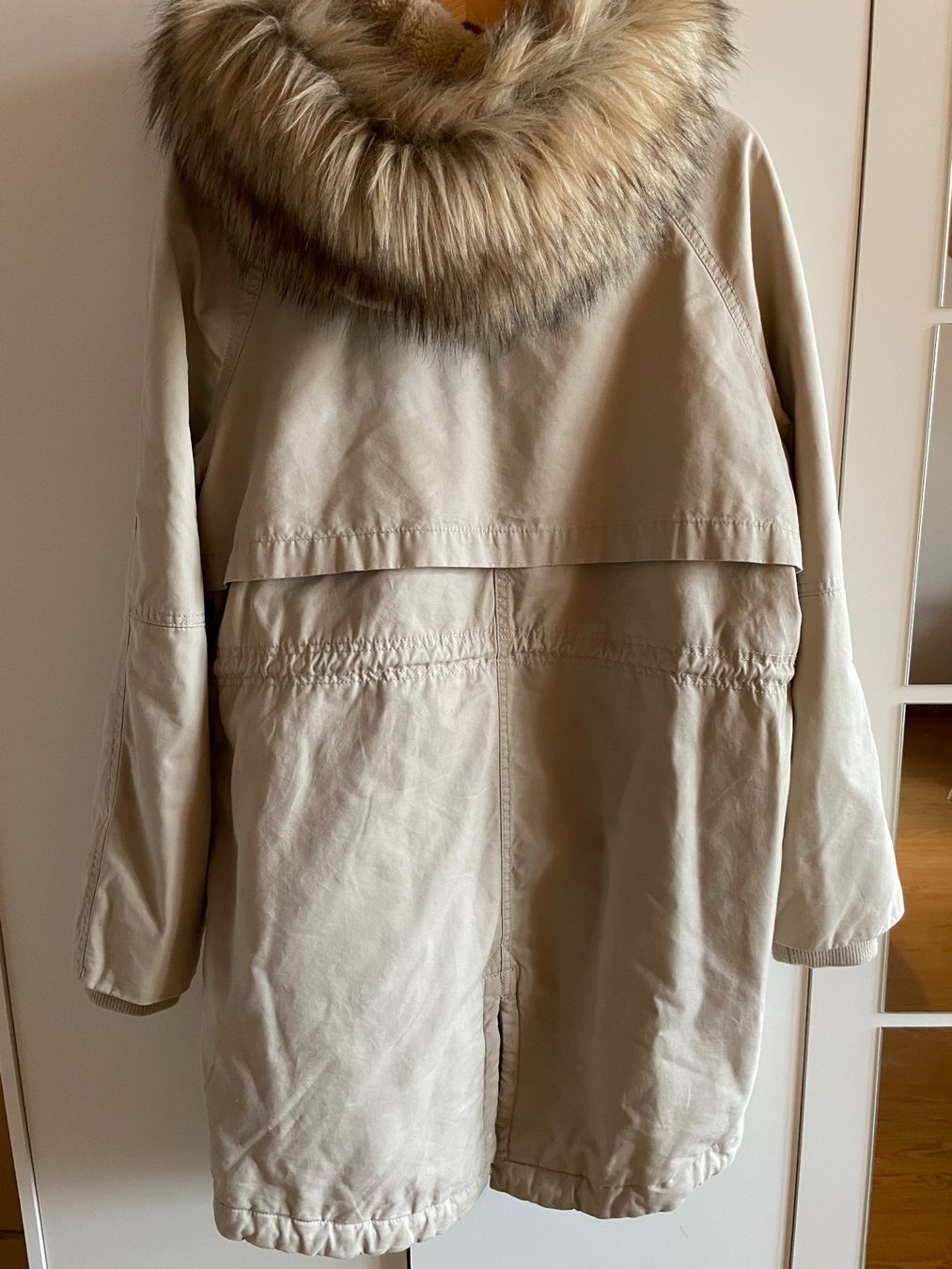 H&M Giacche: Warmer Winter Parka beige Gr. S H&M – Usato da Münsingen venduto da Secondhand89 1