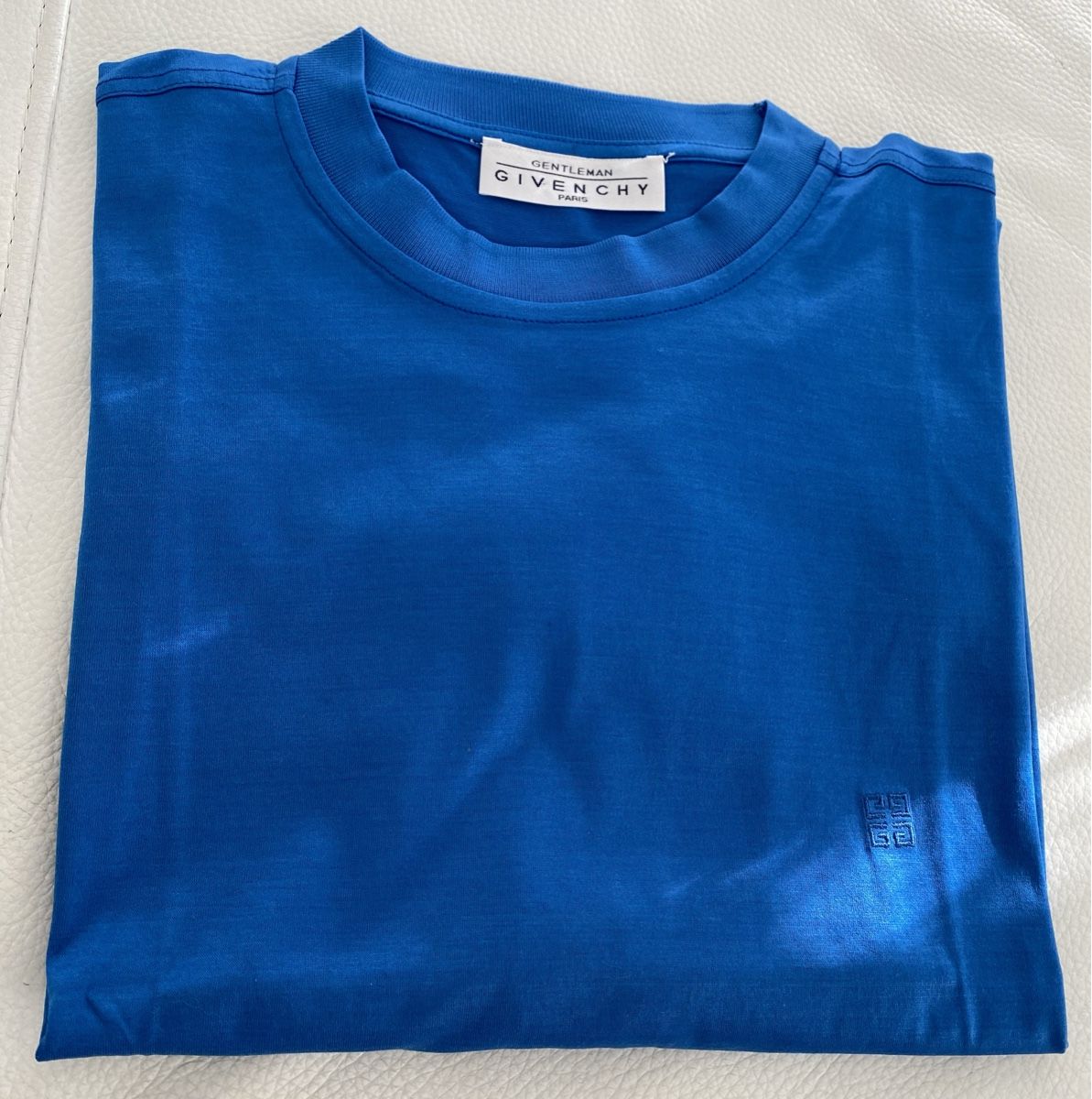 Givenchy T-Shirts: Givenchy Tshirt – Gebraucht aus Opfikon von Luis144 7