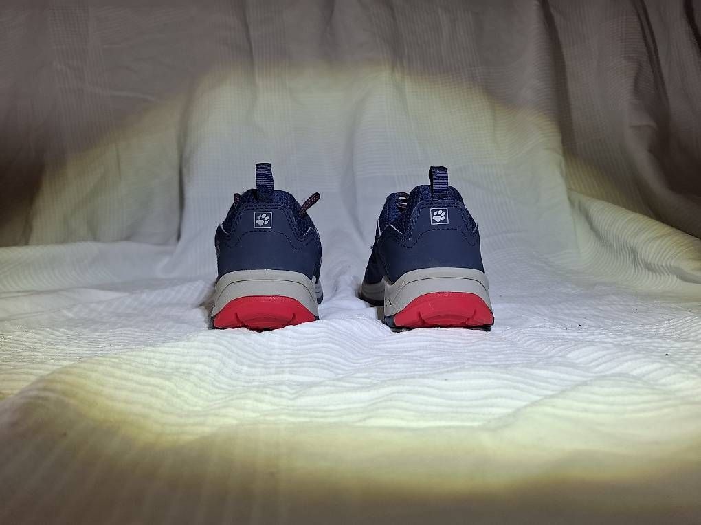 Scarpe per ragazzi: Jack Wolfskin Trekkingschuhe Gr.33 – Usato da Greifensee venduto da Greifensee2 1