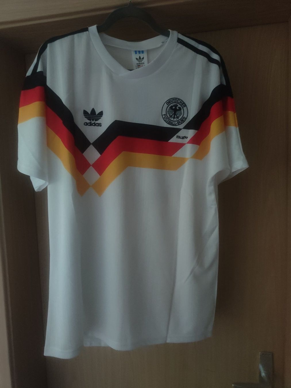 Canottiere & Pantaloni: Deutschland Trikot Nostalgie – Usato da Jona venduto da calciobomba