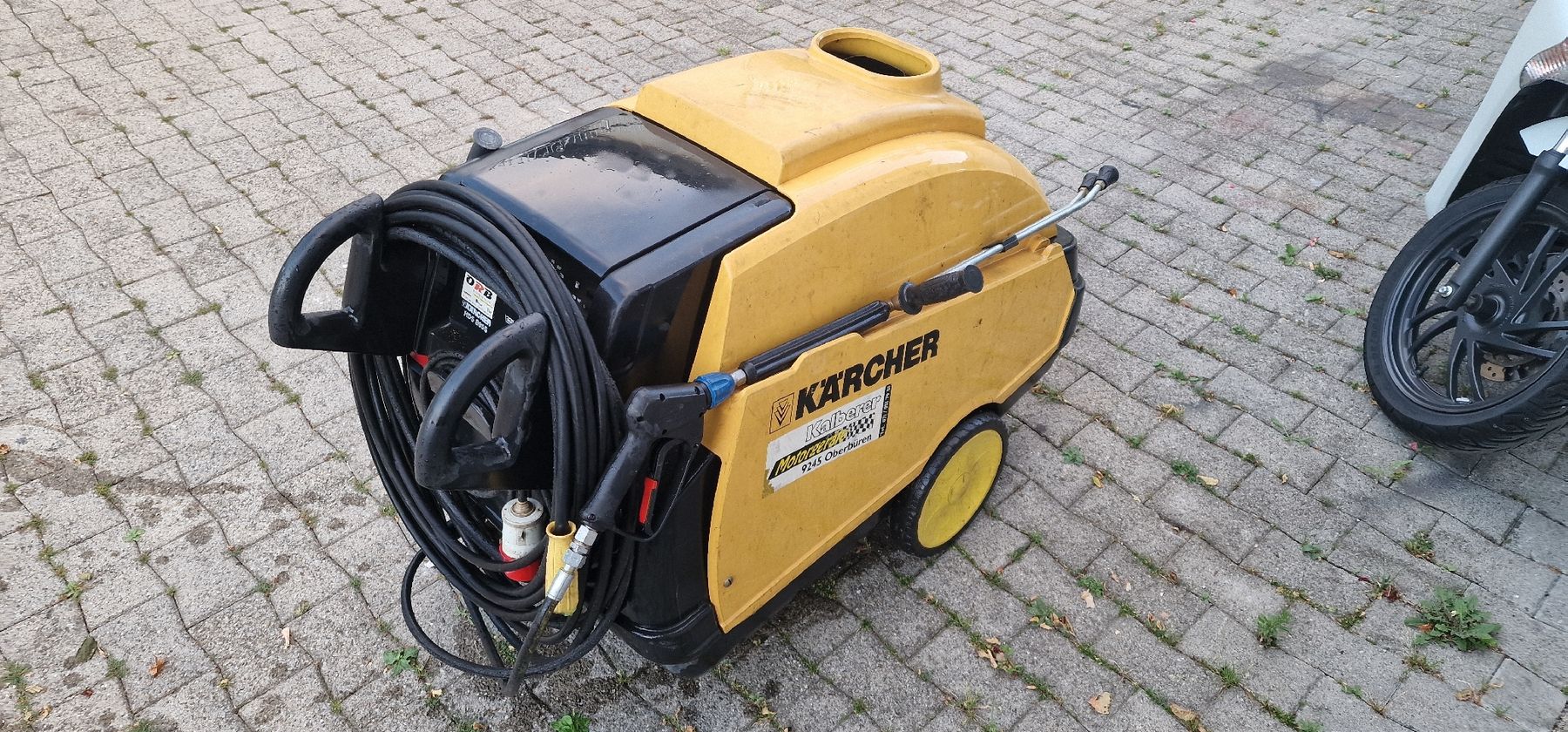 Kärcher Nettoyeurs à haute pression: Kärcher HDS895 S Warmwasser – D'occasion à Tagelswangen par Axel_36 3