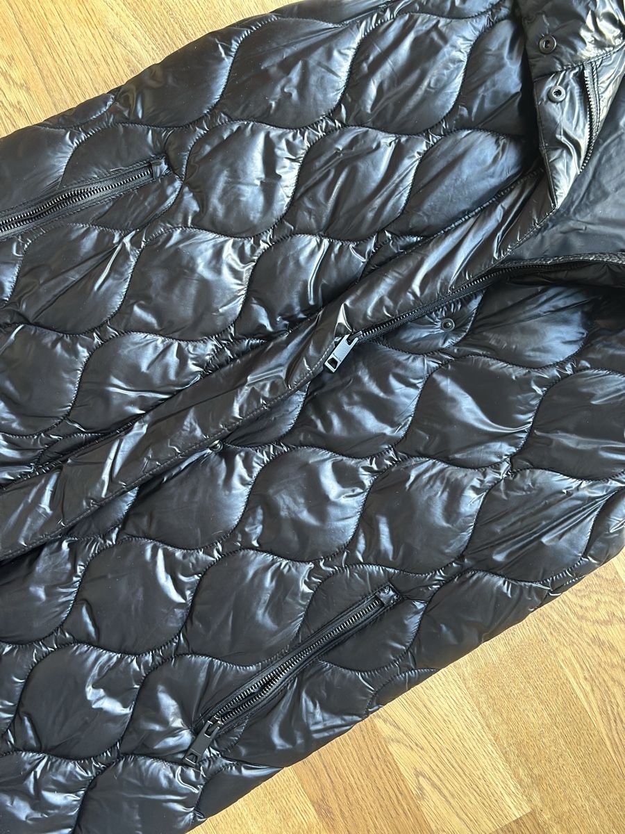 Massimo Dutti Gilet & Giacche senza maniche: Massimo Dutti Daunenweste, Schwarz, Gr. S – Nuovo (secondo la descrizione) da Basel venduto da FatmaCan52 2