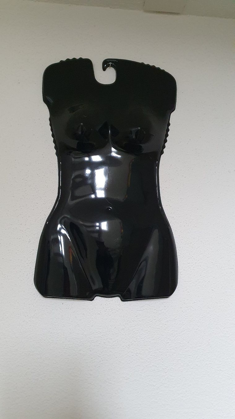 Altro in Decorazioni & Accessori: 3 Stück Mannequin Form aus schwarzem Plastik – Usato da Glattfelden venduto da sessa123