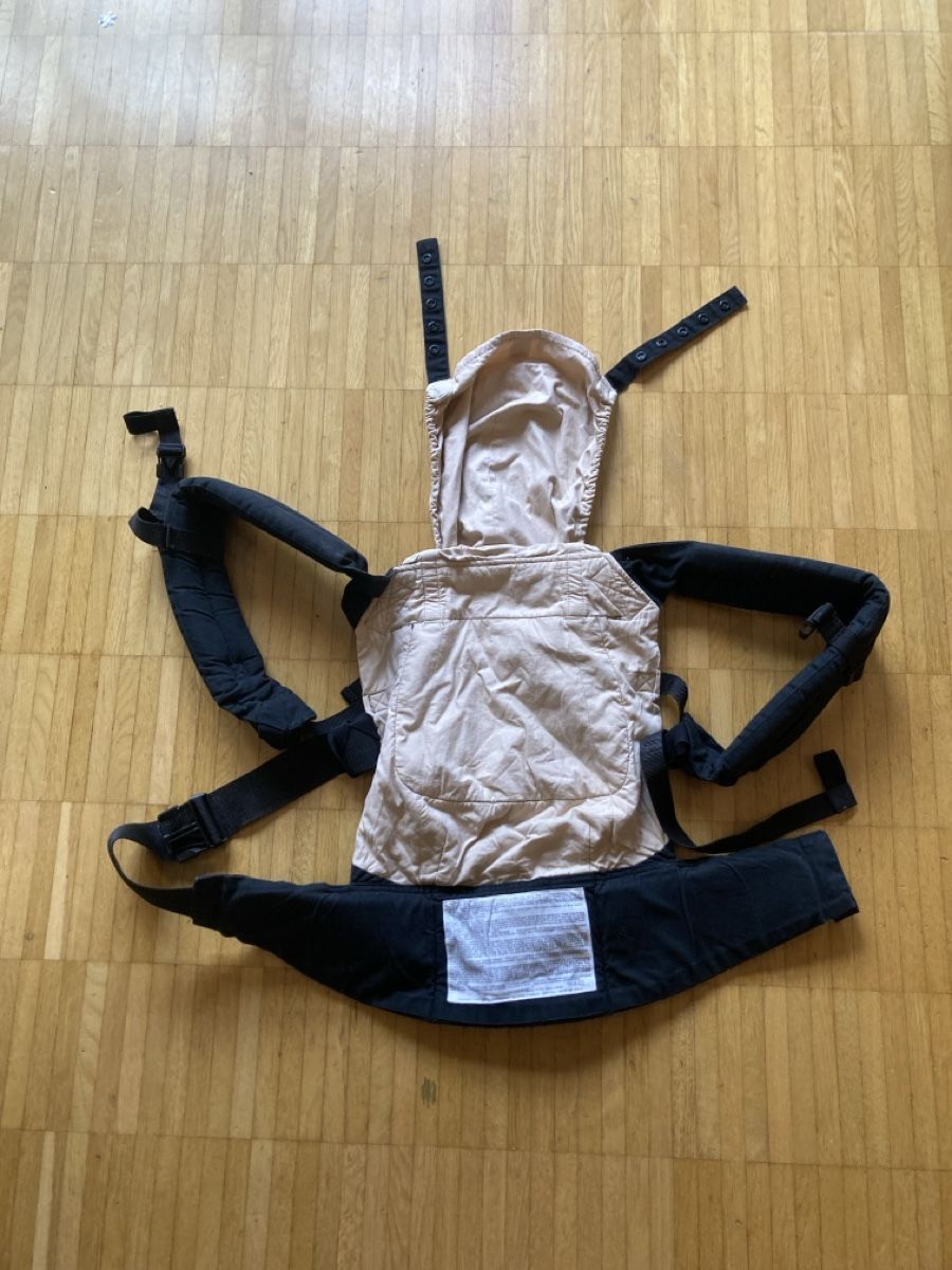 Ergobaby Porte-bébés ventraux & dorsaux: Ergobaby Trage schwarz – D'occasion à Allschwil par AnninaB 1