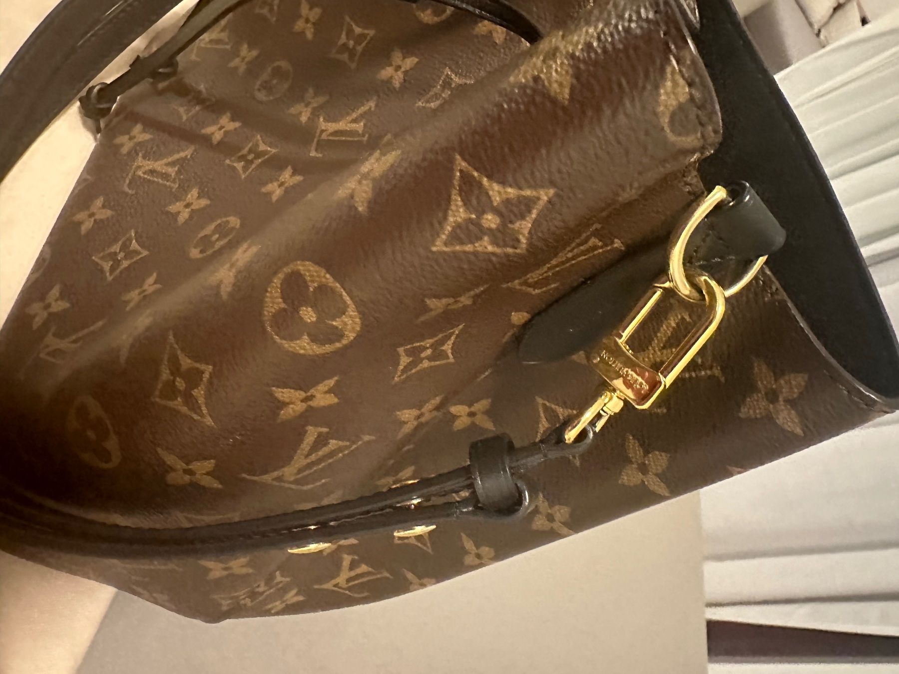 Louis Vuitton Borse da donna: Neonoe bag Louis Vuitton – Usato da Lugano venduto da S_nyr7 2