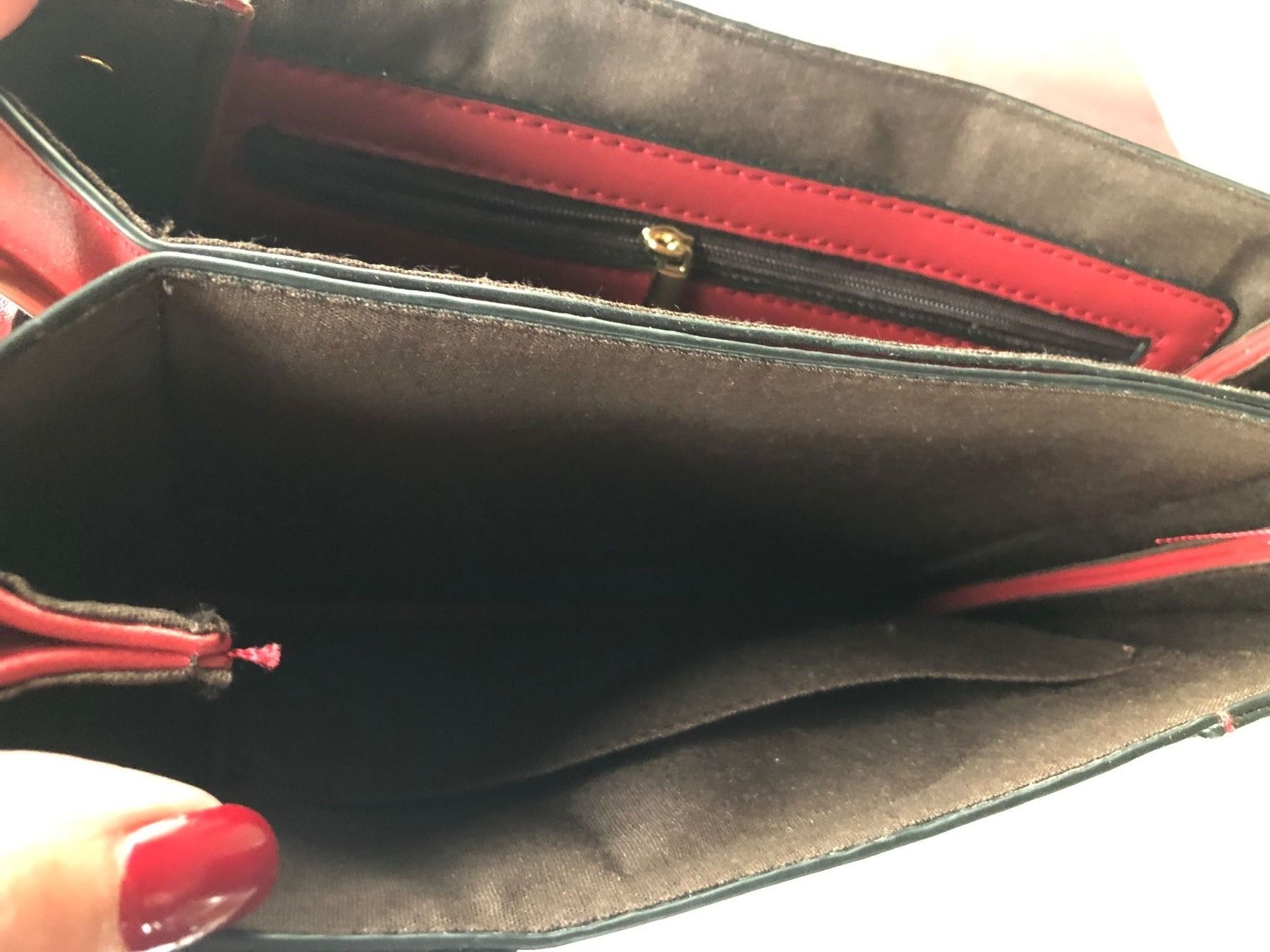 Borse da donna: Handtasche dunkelrot/gold/Super Mauro – Usato da Schübelbach venduto da Dolly990_2 3