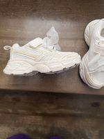 Neue Schuhe grösse 26