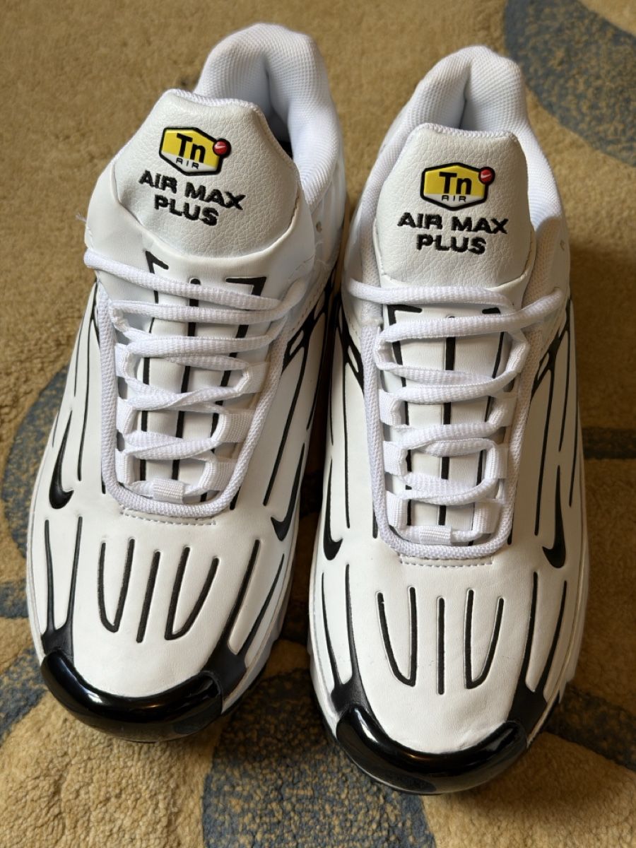 Herrenschuhe: Nike Air Max Plus TN - Blanc immaculé - Taille 40 – Neu und originalverpackt aus Fribourg von far_p8f5