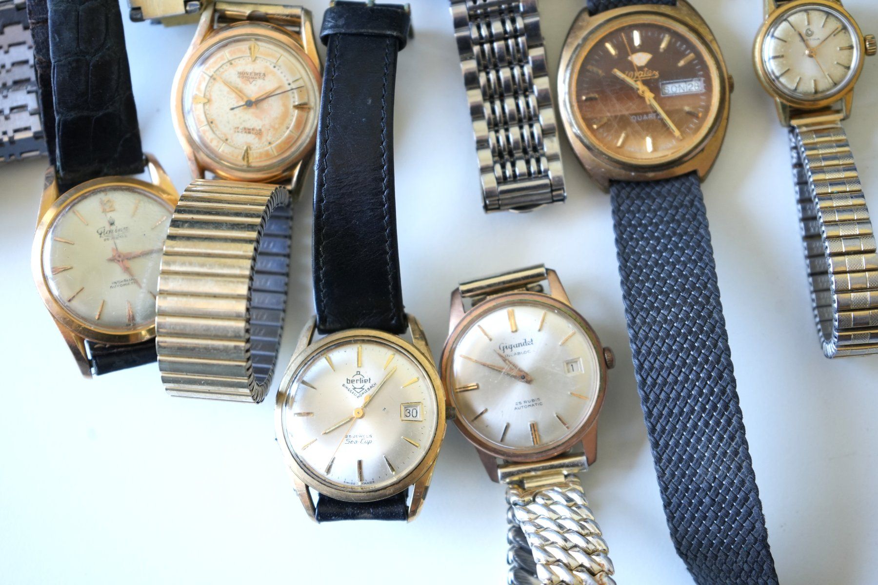 Orologi: Vintage Uhren Lot – Difettoso da Basel venduto da Vip24 1