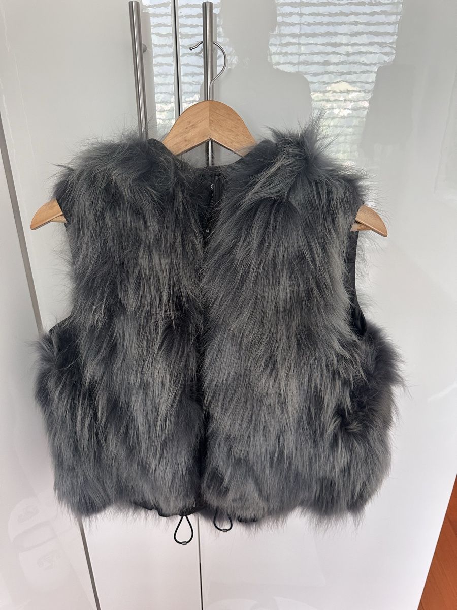 Gilet & Giacche senza maniche: Fur vest – Usato da Canobbio venduto da Matteo27 1