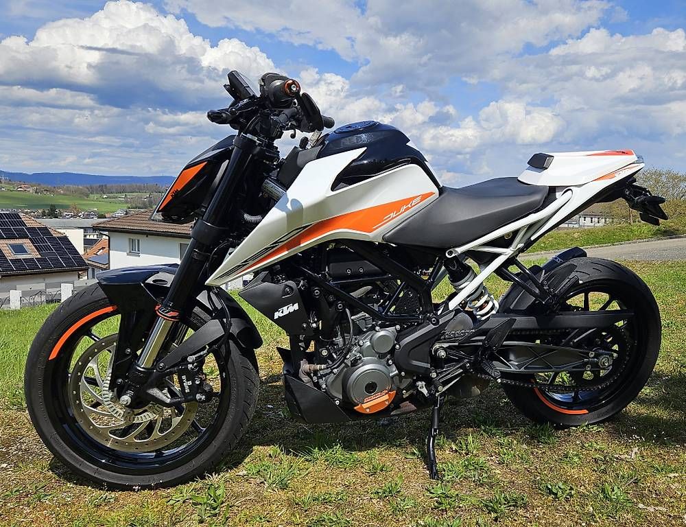 Strasse: KTM Duke 390 | 2021 | 6'800 km | Top Zustand | Viel Zubehör – Gebraucht aus Safenwil von Luca03