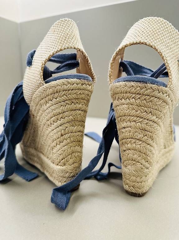 Scarpe da donna: Espadrillas con tacco a zeppa – Usato da Melano venduto da c.alonso 1