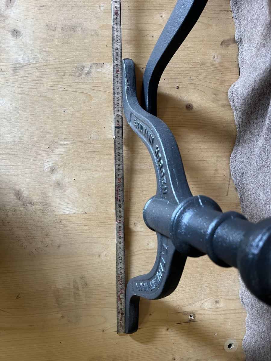 Altri mobili d'antiquariato: Tischbeine Horgen Glarus – Usato da Klosters Dorf venduto da willfried01 5