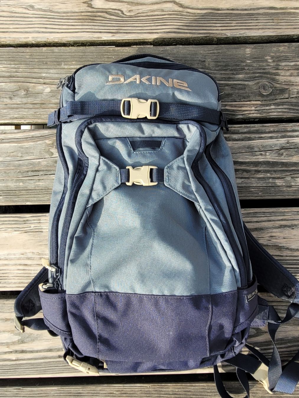 Dakine Rucksäcke: Dakine Heli Pro 20L Rucksack, Top Zustand – Neu (gemäss Beschreibung) aus Zürich von Loboso