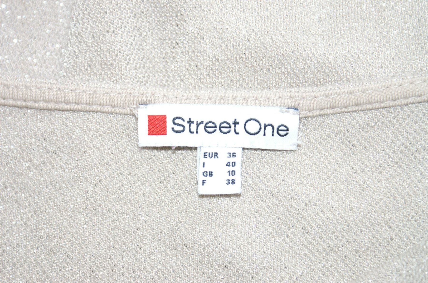 Maglioni & Felpe: glänzender schlichter Pulli, Street one, Gr. 36, sand/silber – Usato da Grüt (Gossau ZH) venduto da o-nyx 7