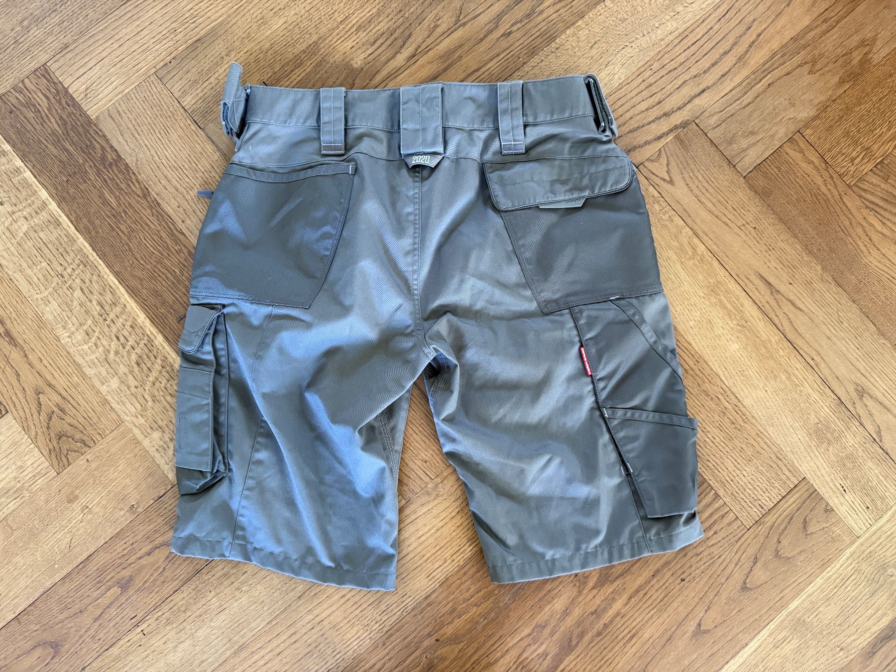 Engelbert Strauss Pantaloni: Kurze Engelbert Strauss Grösse 42 Hose motion Damen – Usato da Ennetbaden venduto da mapa05 6