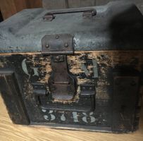 2 antike Munitionskisten, Holzkisten