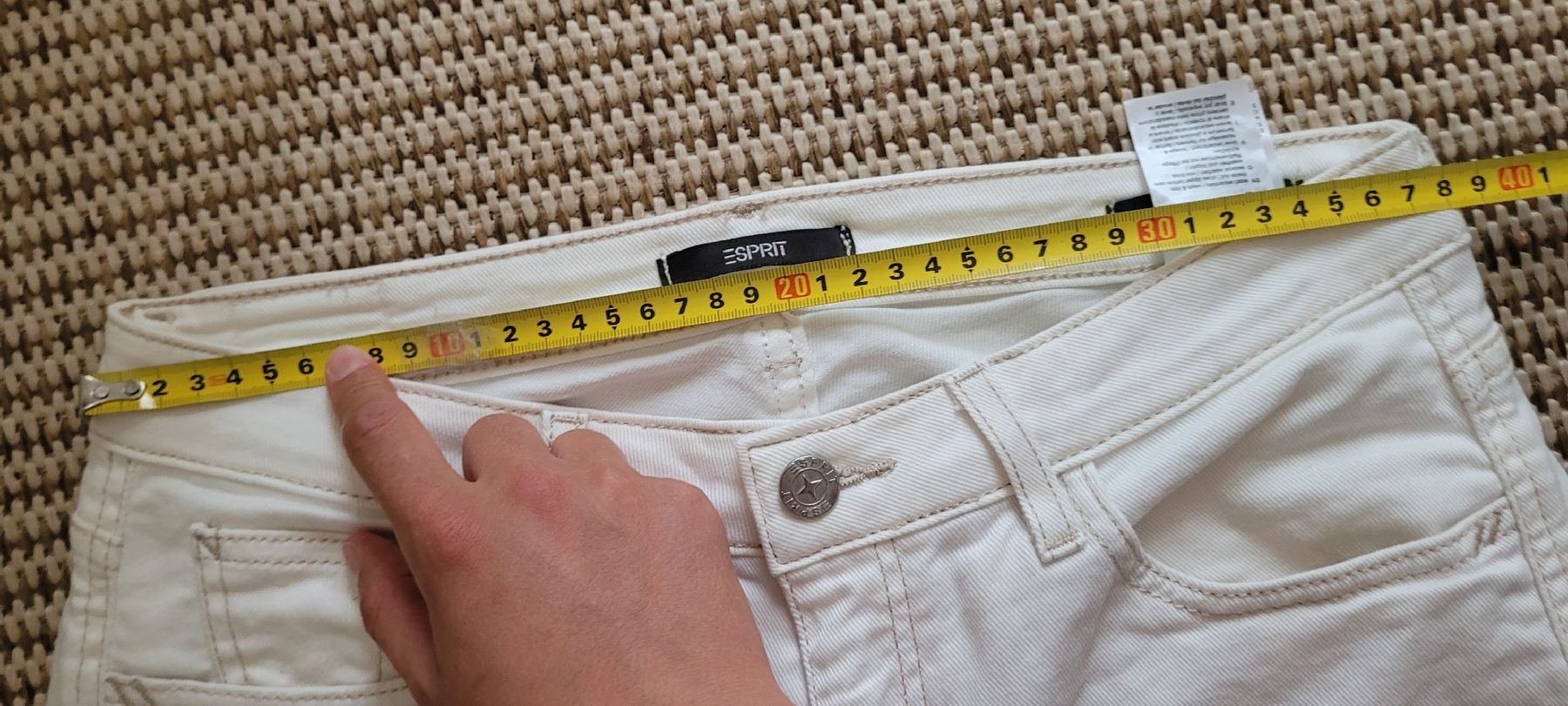 Esprit Jeans: ESPRIT Jeans blancs Taille 38/40 – Nuovo (secondo la descrizione) da Genève venduto da Tanaa_12 6