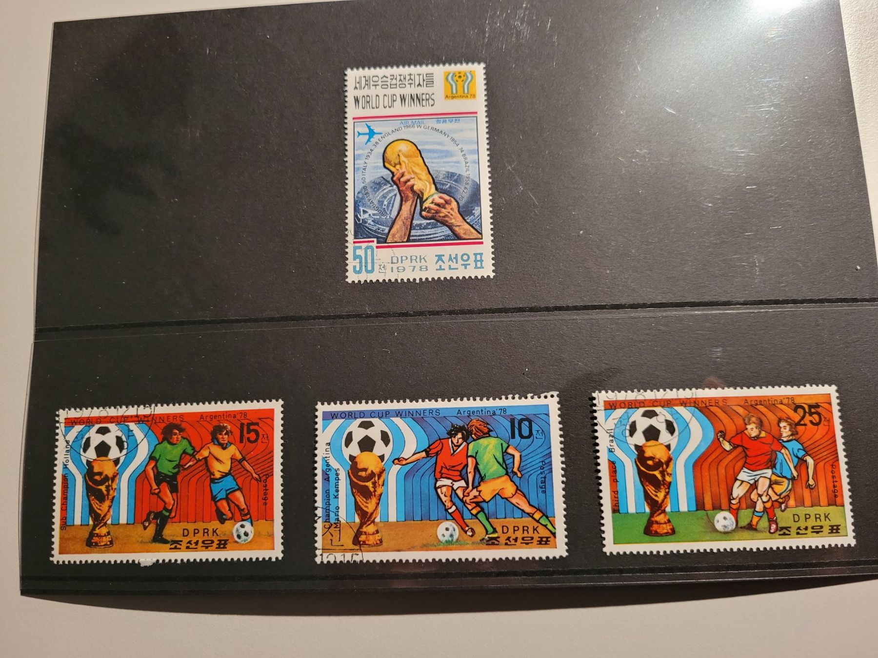 Tutti i francobolli: World Cup Winners  (Fussballgeschichte) – Usato da Bertschikon Gossau venduto da KEO2