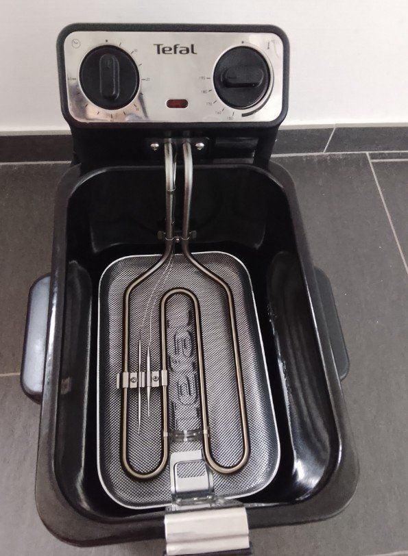 Tefal Elettrodomestici da cucina: Fritteuse Tefal – Usato da St. Gallen venduto da Fluros 1