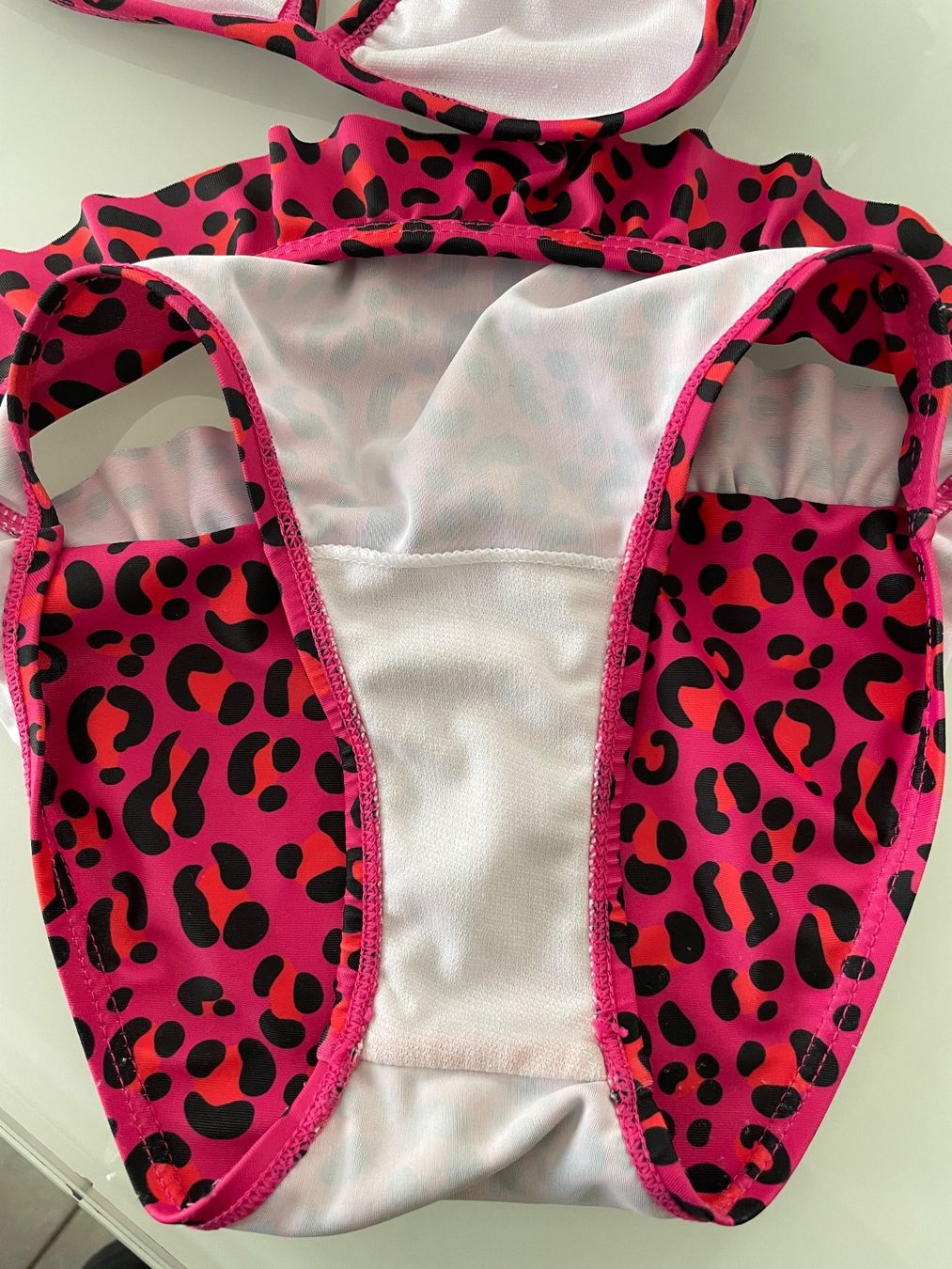Costumi da bagno & Bikini: Mädchen Bikini pink-schwarz 122/128 – Usato da Pfeffingen venduto da Purzzeli 3