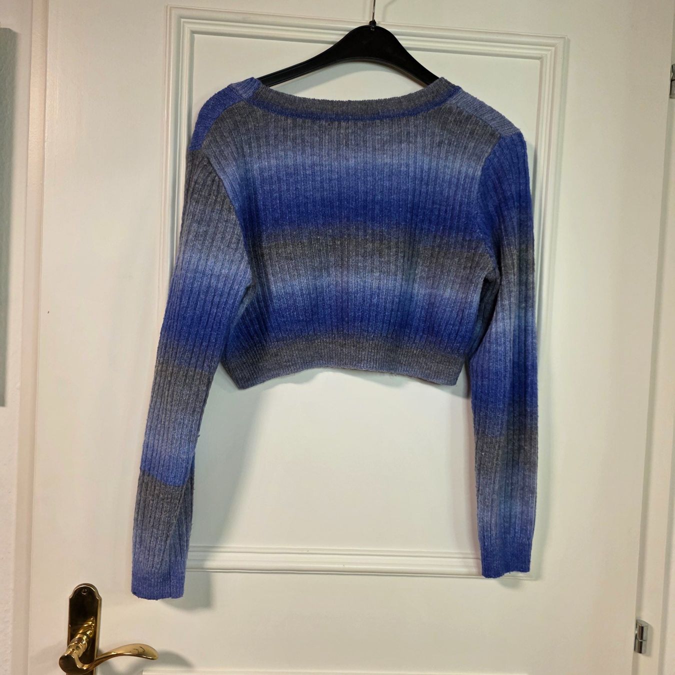 Jacken: Kurze Strickjacke – warm und modern – Gebraucht aus Wald ZH von CapLux 1