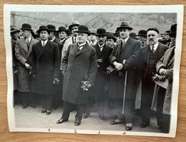PRESSE FOTO GOTTHARD EISENBAHN 1932 MIT BUNDESRÄTE & GÄSTE