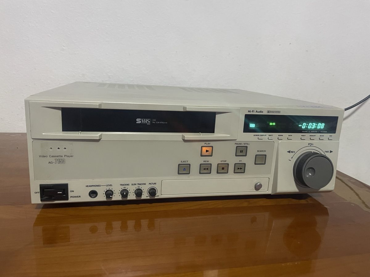 Panasonic Aufnahmegeräte: Panasonic AG-7150 S-VHS Video – Gebraucht aus Zürich von semi16 1