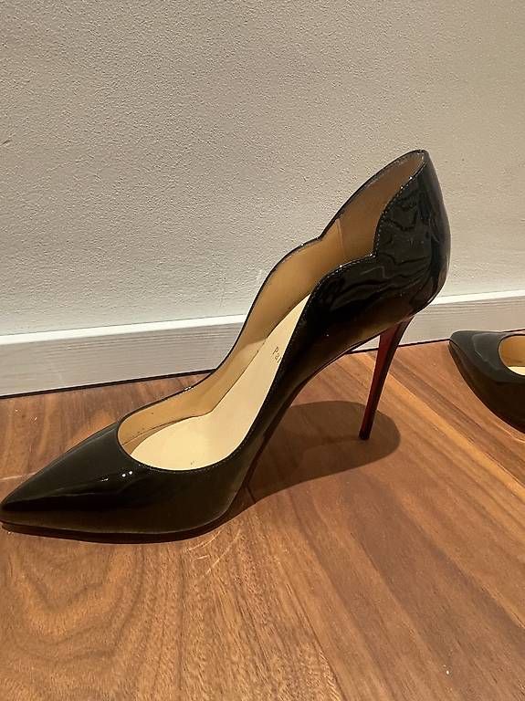 Scarpe da donna: Christian Loubutin – Usato da Oberuzwil venduto da sof_vq79 2