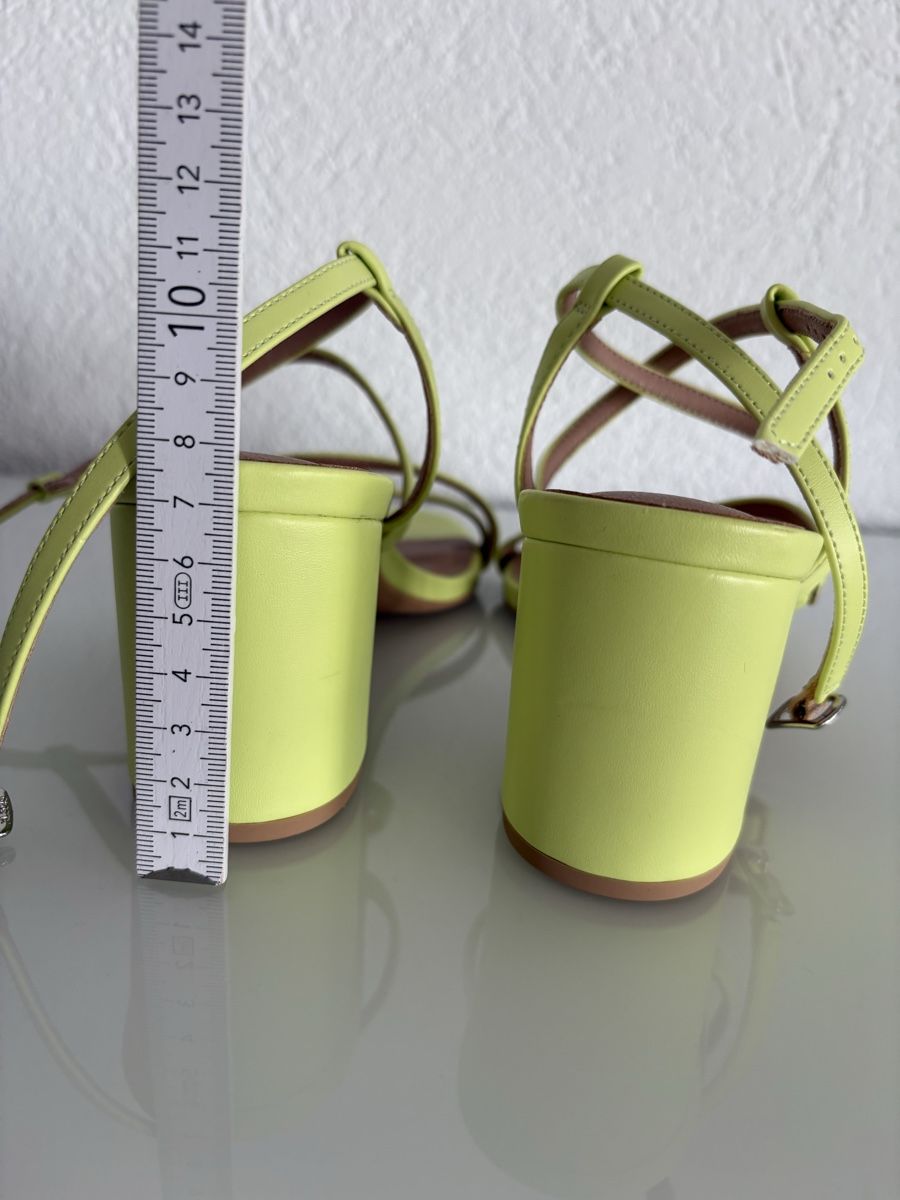 Scarpe da donna: Sandalen – Nuovo (secondo la descrizione) da Bülach venduto da kittygismo 2