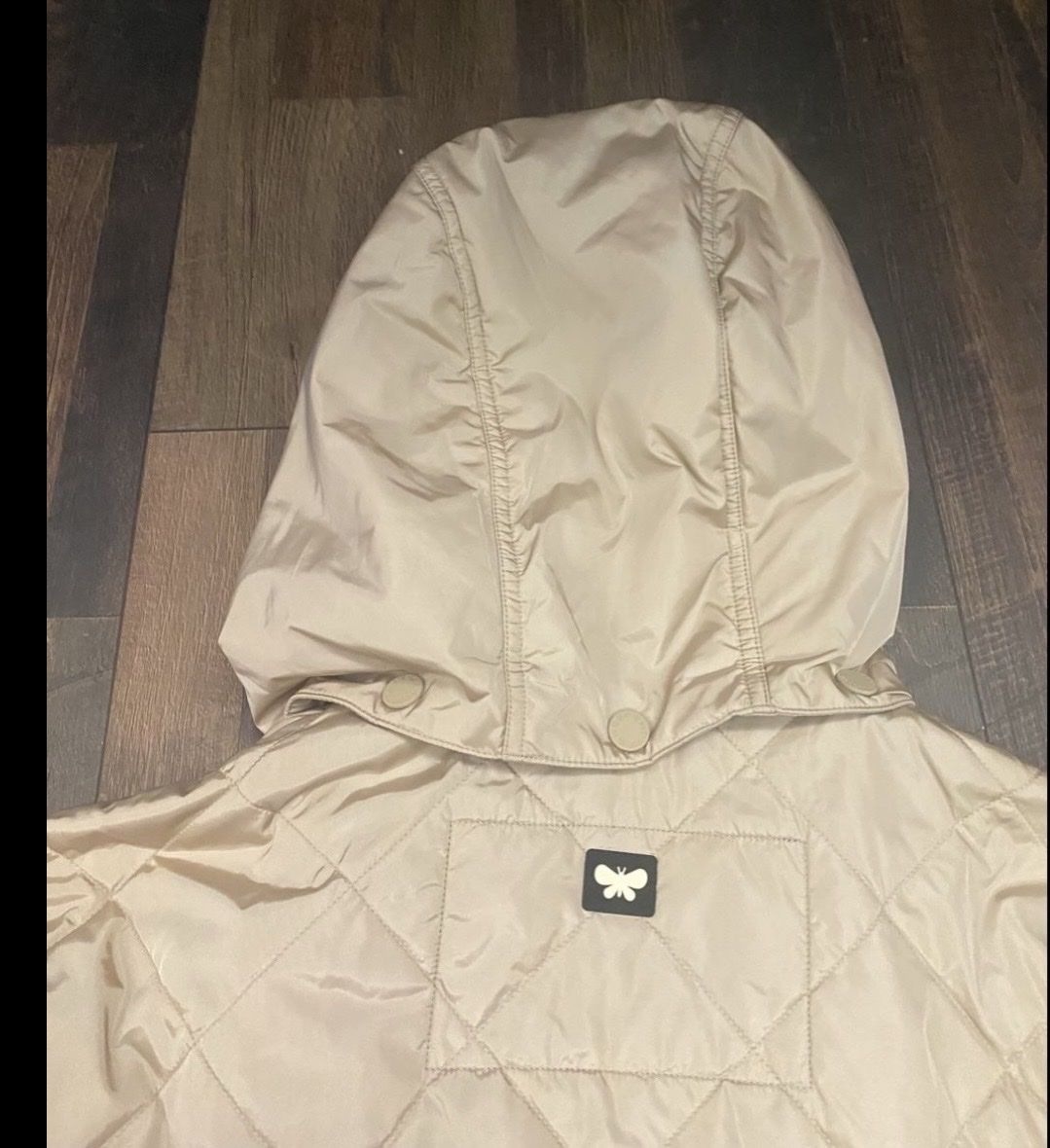 Max Mara Jacken: Max Mara Weekend Steppjacke beige mit Kapuze  – Gebraucht aus Weisslingen von Spiegelbild0 9